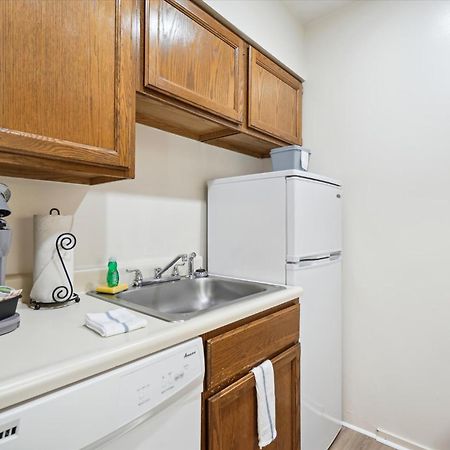Cedarbrook Queen Suite 202 基灵顿 外观 照片