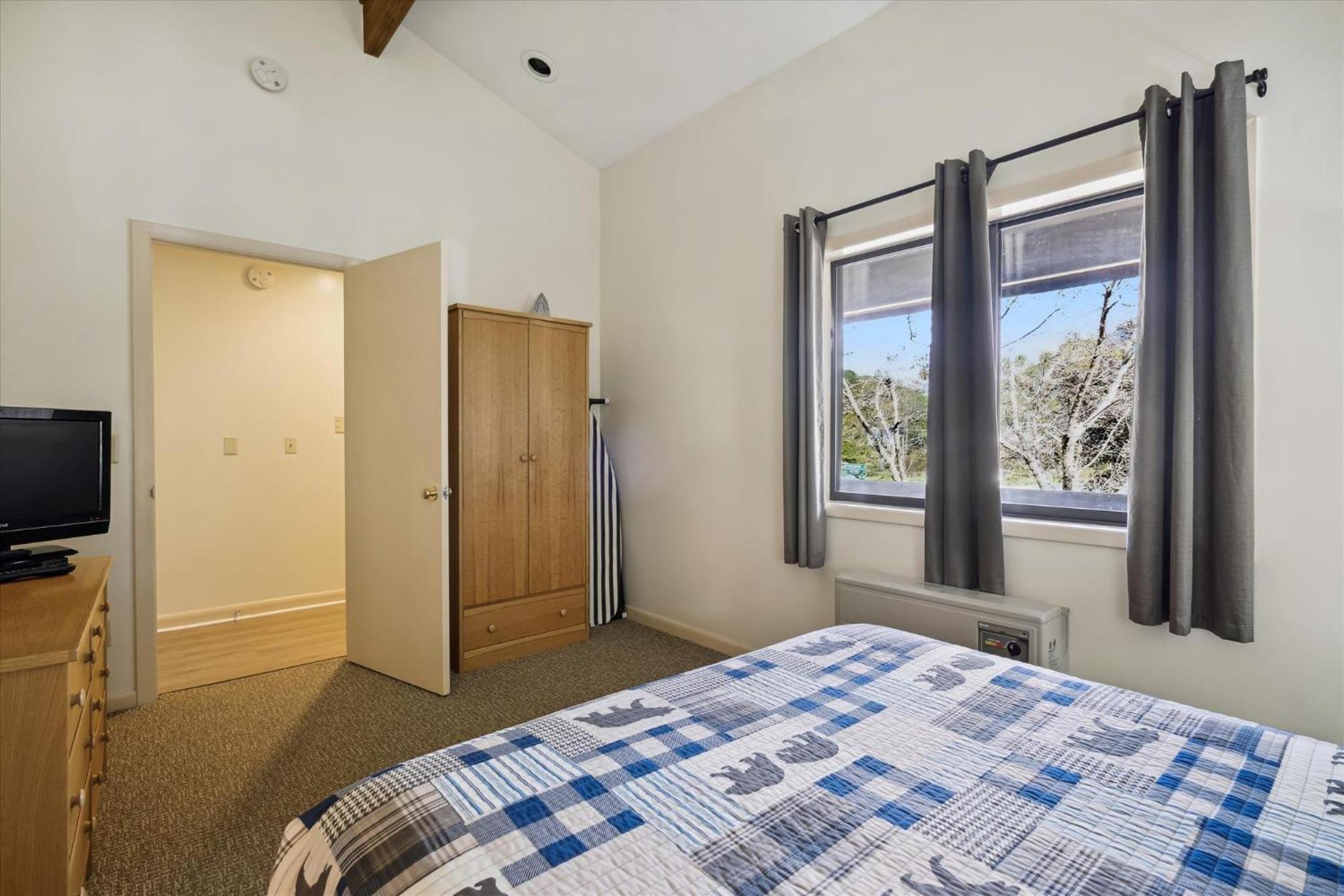 Cedarbrook Queen Suite 202 基灵顿 外观 照片